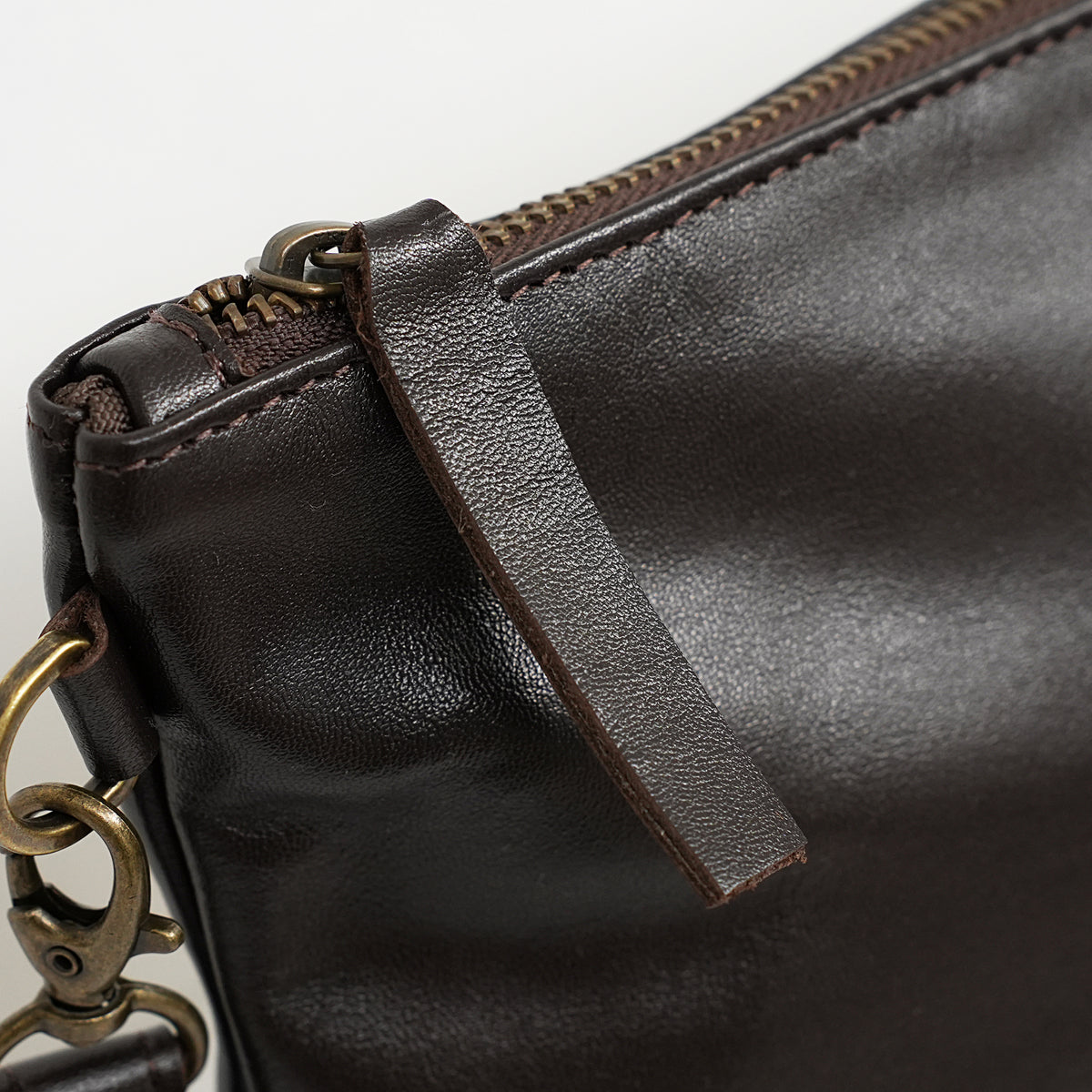 Talit & Tefillin Set - Ostrich-Texture Leather Zipper