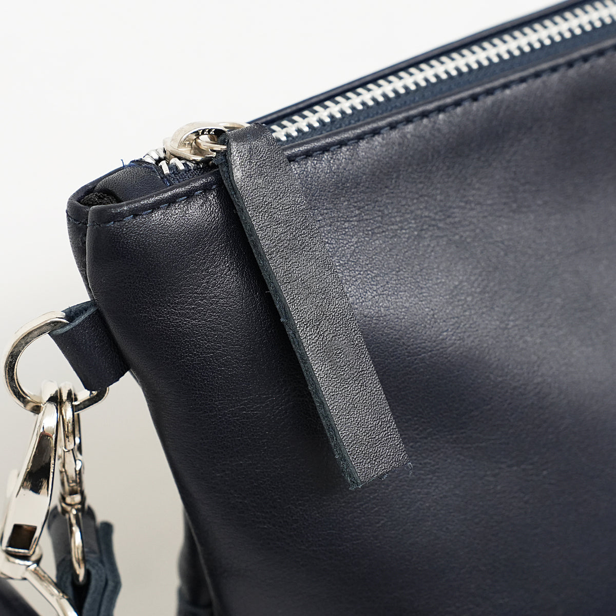 Talit & Tefillin Set - Ostrich-Texture Leather Zipper