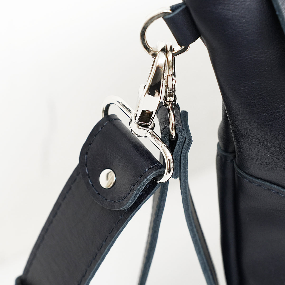 Talit & Tefillin Set - Ostrich-Texture Leather Zipper