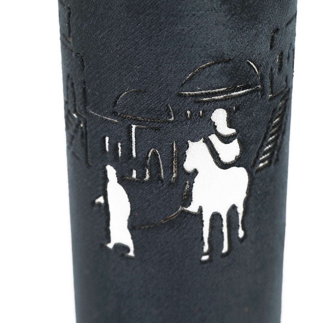 Megilat esther case - story black
