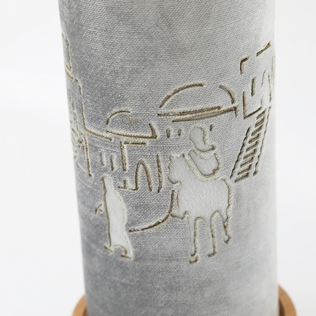 Megilat esther case - story silver