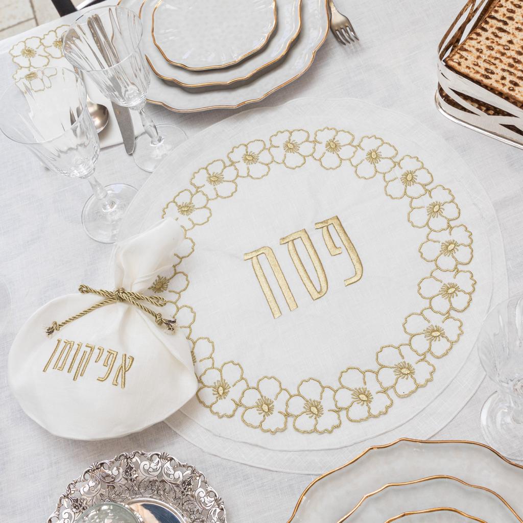 Linen Flower Seder Set