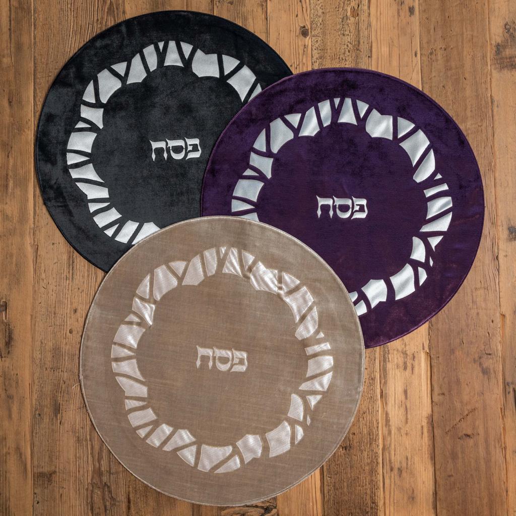 Velvet Flower Seder Set