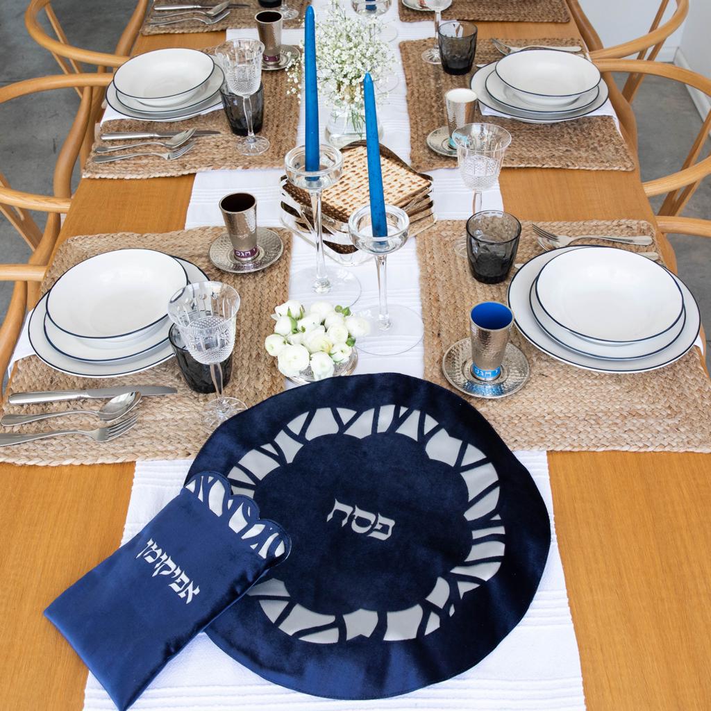 Velvet Flower Seder Set