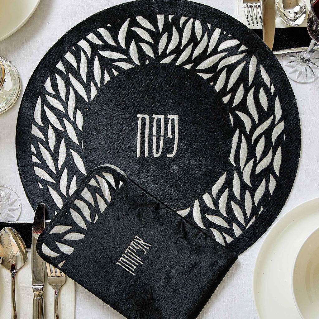 Velvet Leaves Seder Set