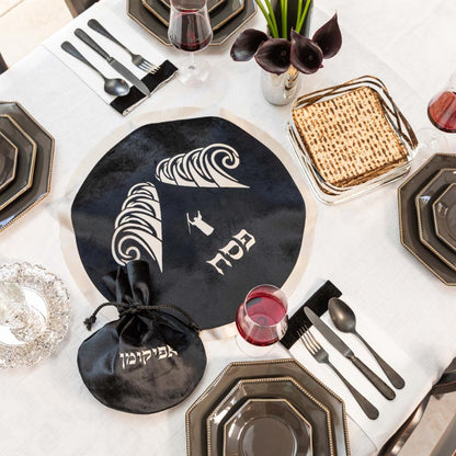 Velvet Yam Suf Seder Set